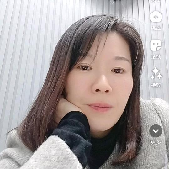 台铃长续航电动车和绿骄