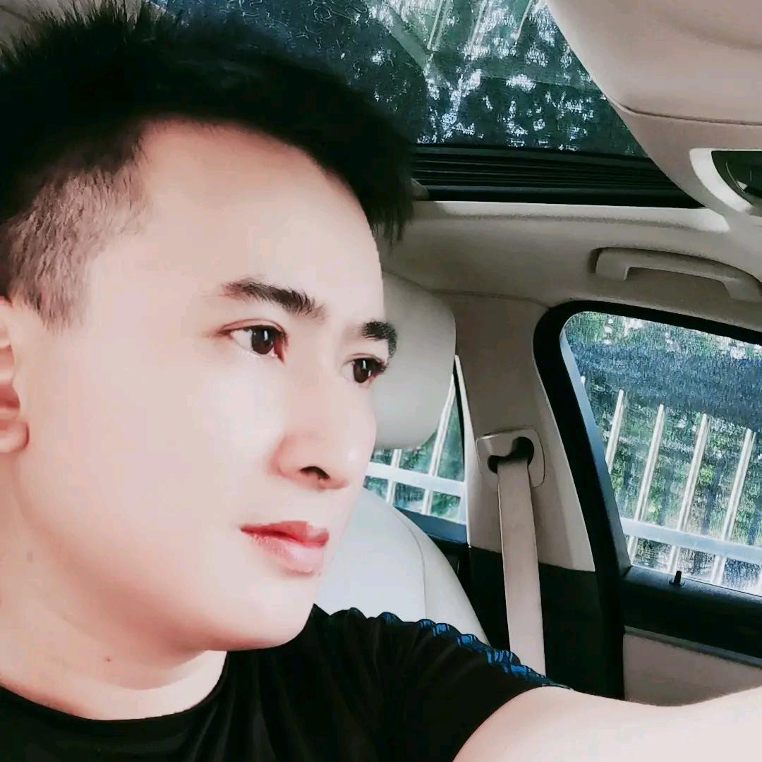 龍哥