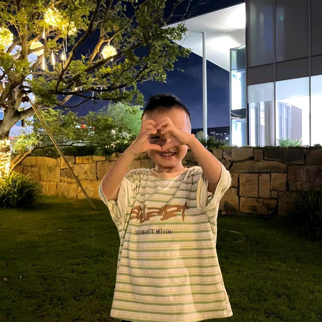 小宇麻麻（哺乳期）