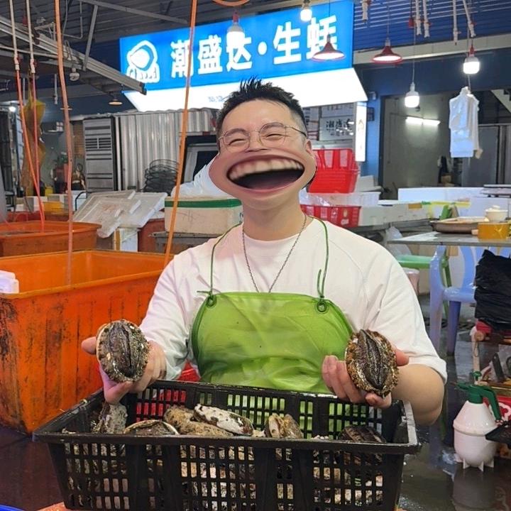 林三满 . 农贸工厂火锅