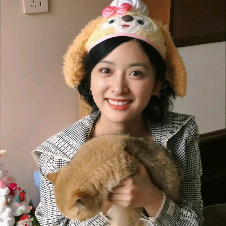 ⍢（见过黄宣版）