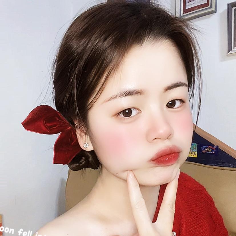 挠人的猫咪