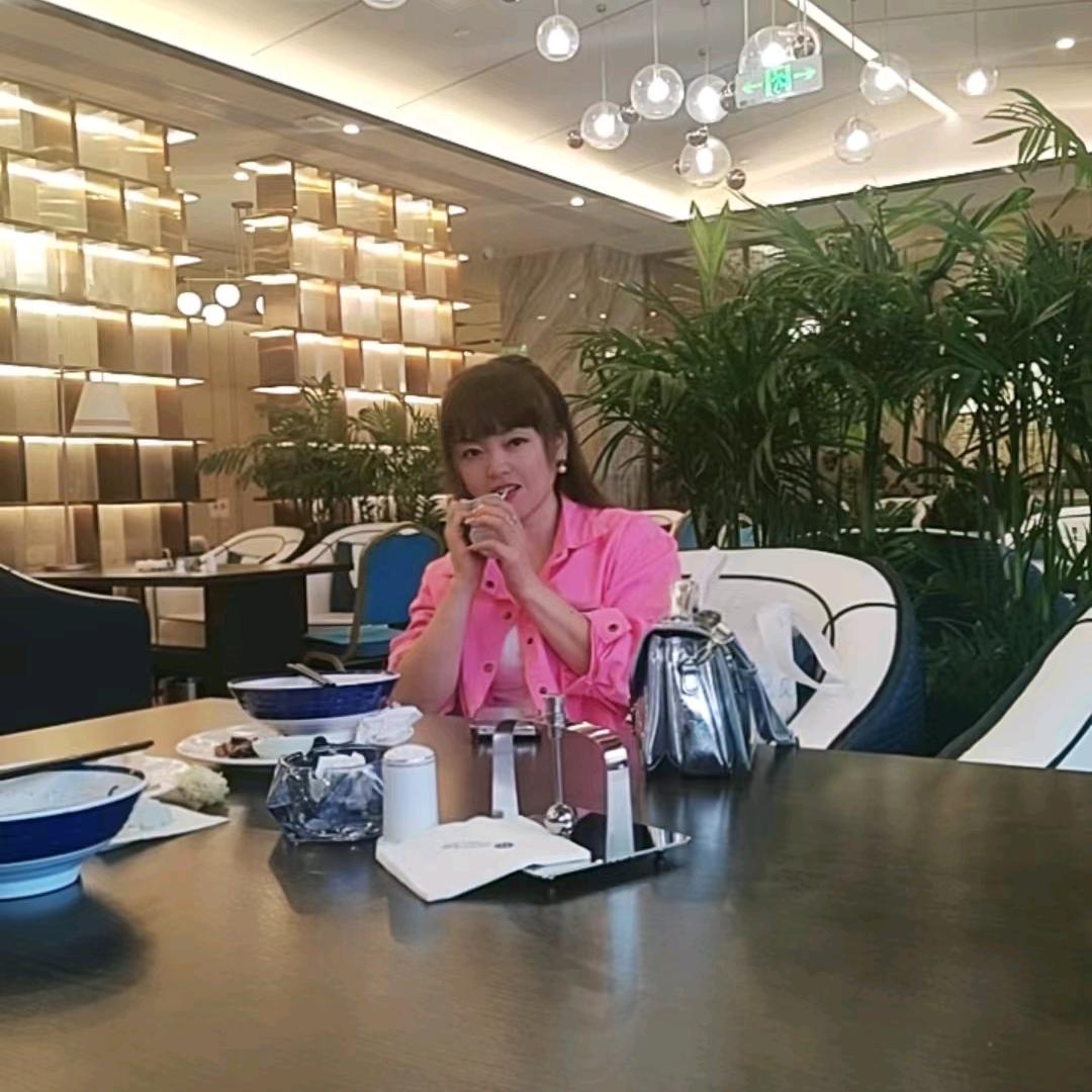 🌹忍不住笑了🌹