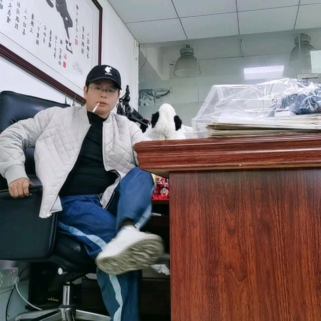 东莞市瑜伽运动服装制衣有限公司