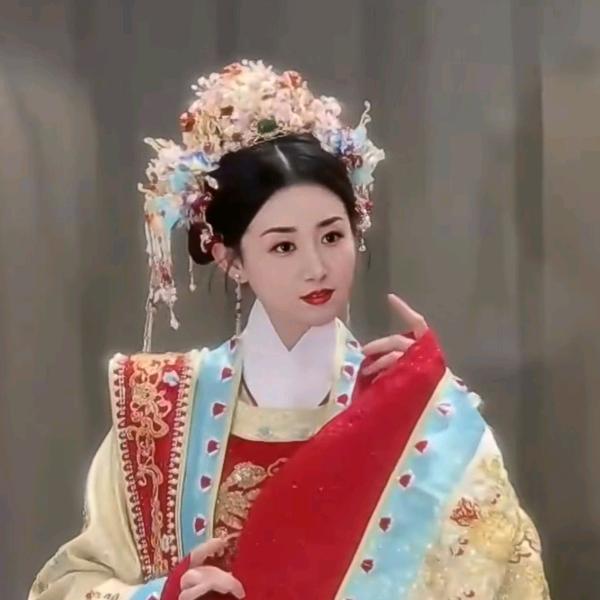 爱哥爱武