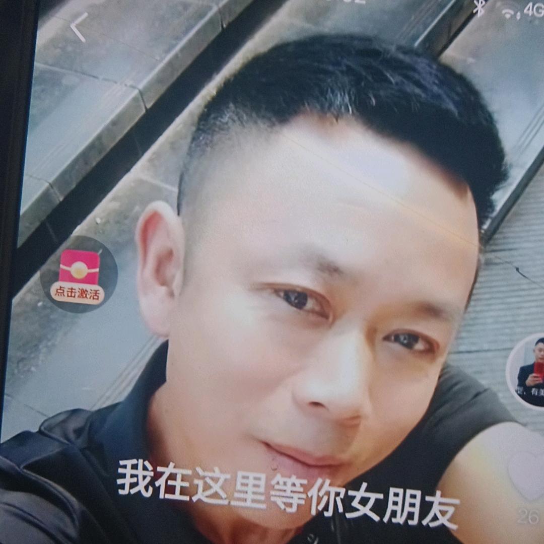 倪世龙渊