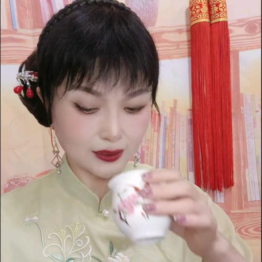 京剧荀韵流芳（每天下午3：40开播）