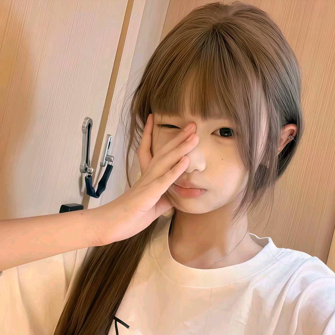 依变然