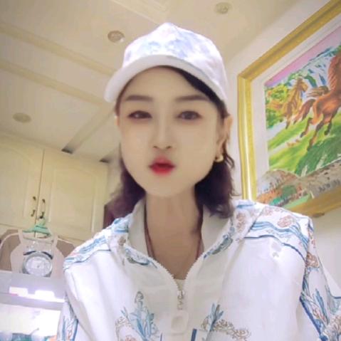 朱珠（晚上七点半开播）