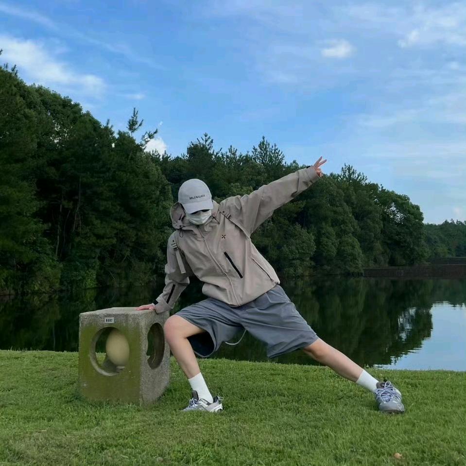 王暴暴