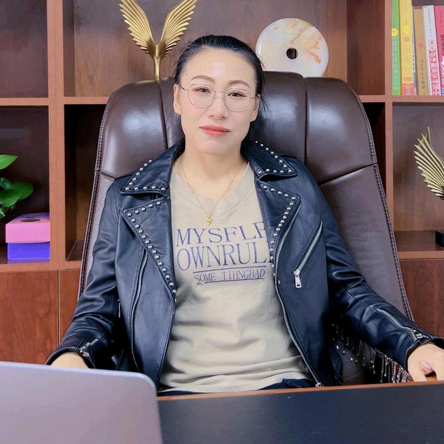 九月（打怪兽中）