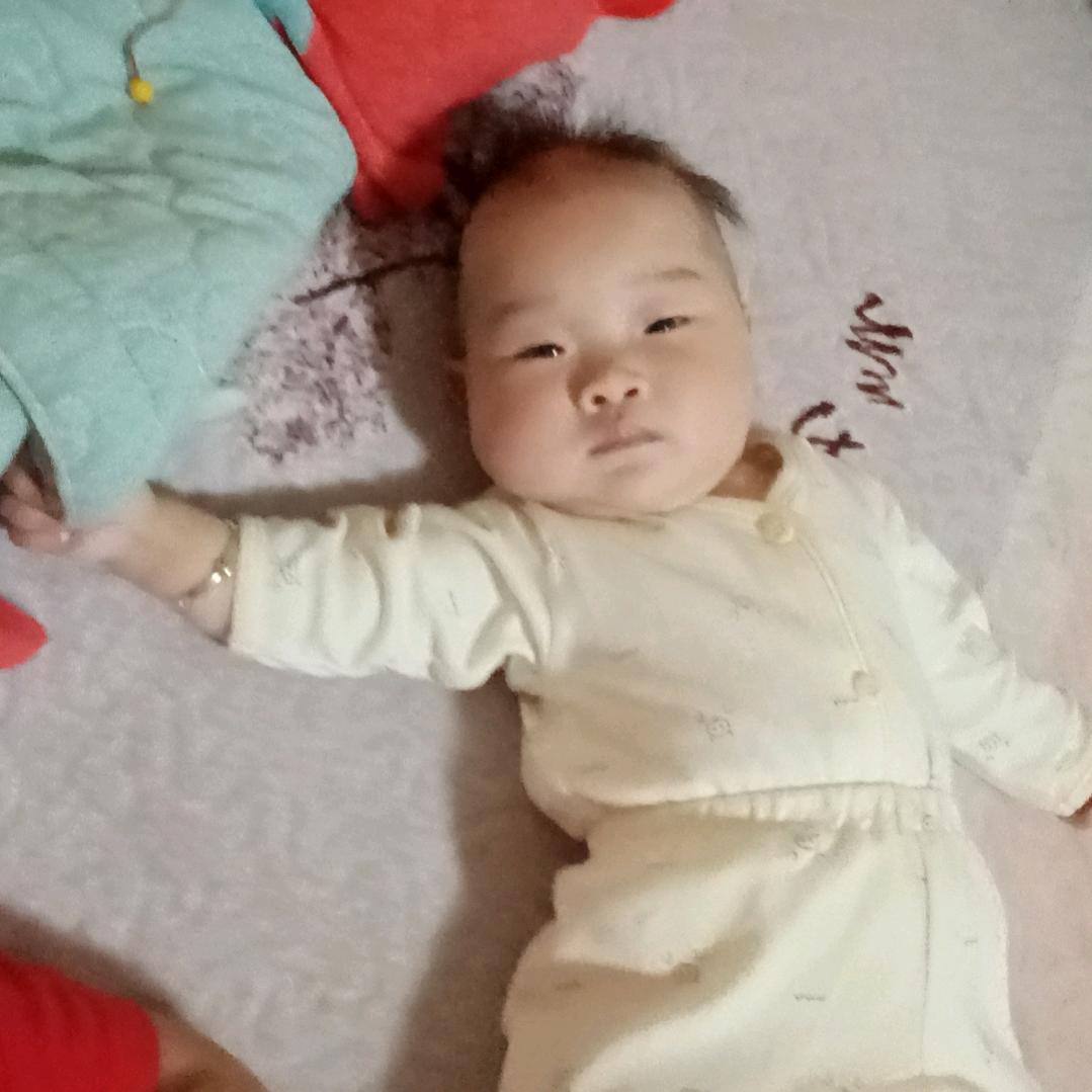 小艳订做民族服装