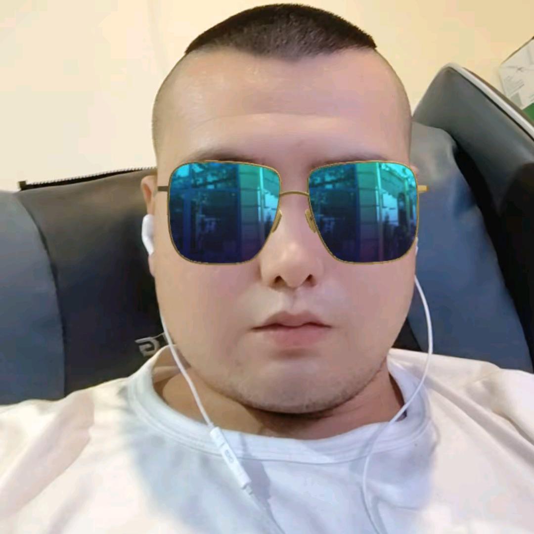 墨镜二带，谁都不爱