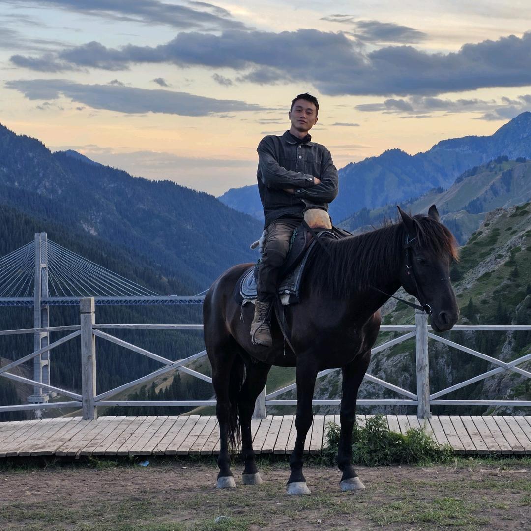 摩托环游中国的小尧