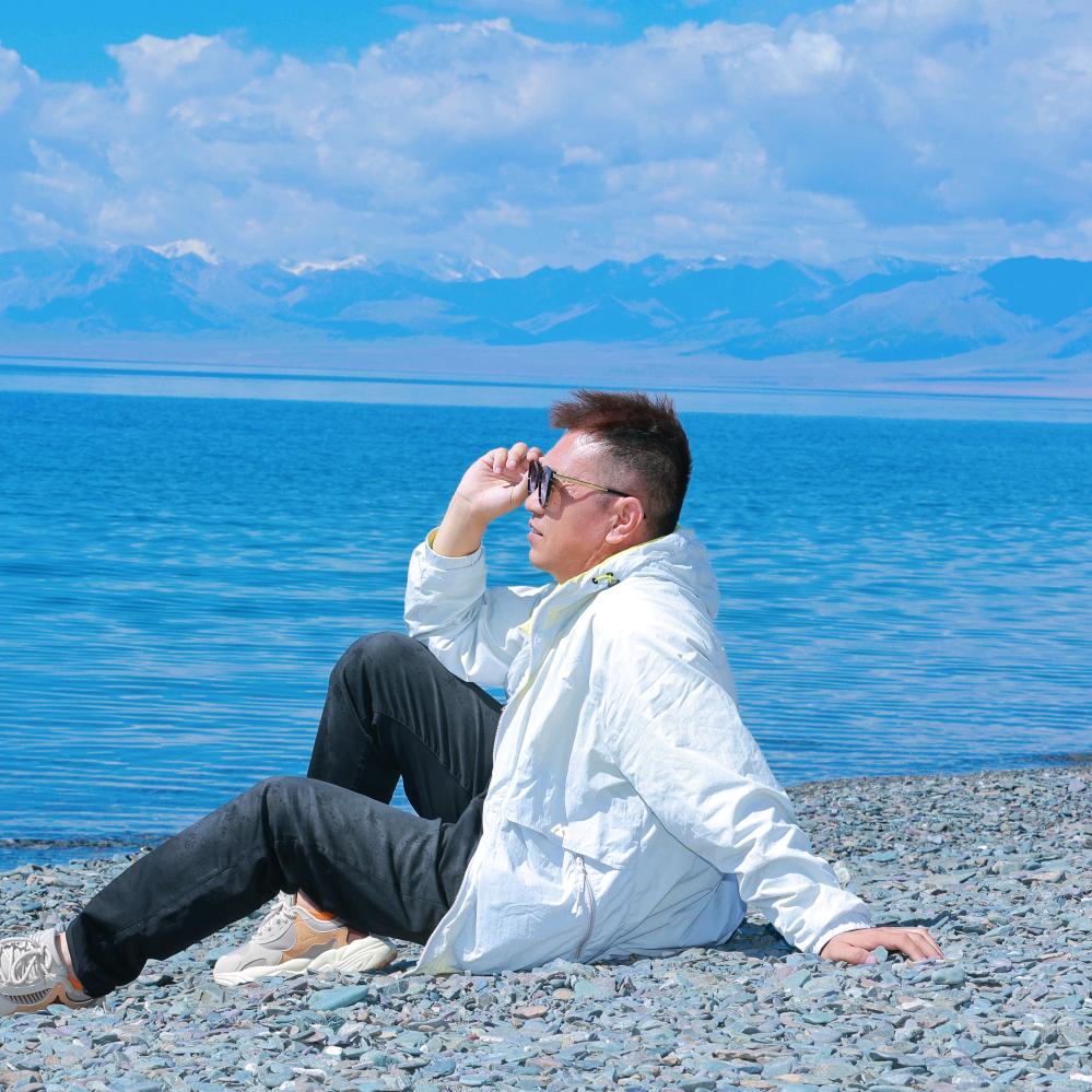 新疆领队田应平