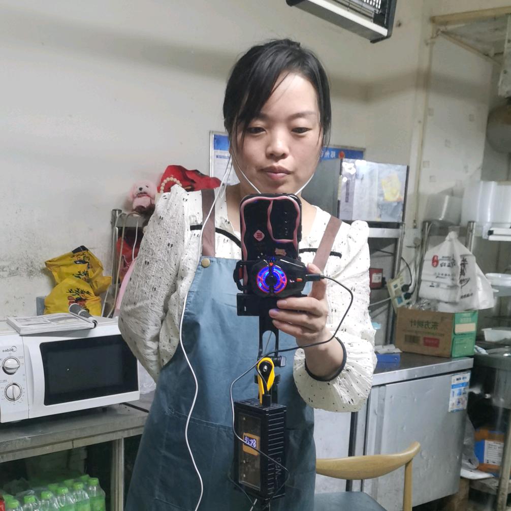 一一麻麻