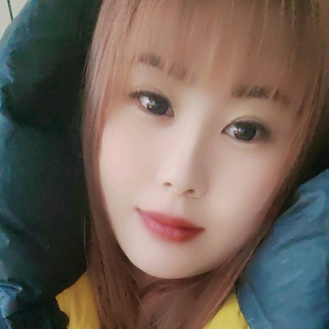 臻美美甲美睫    萌萌