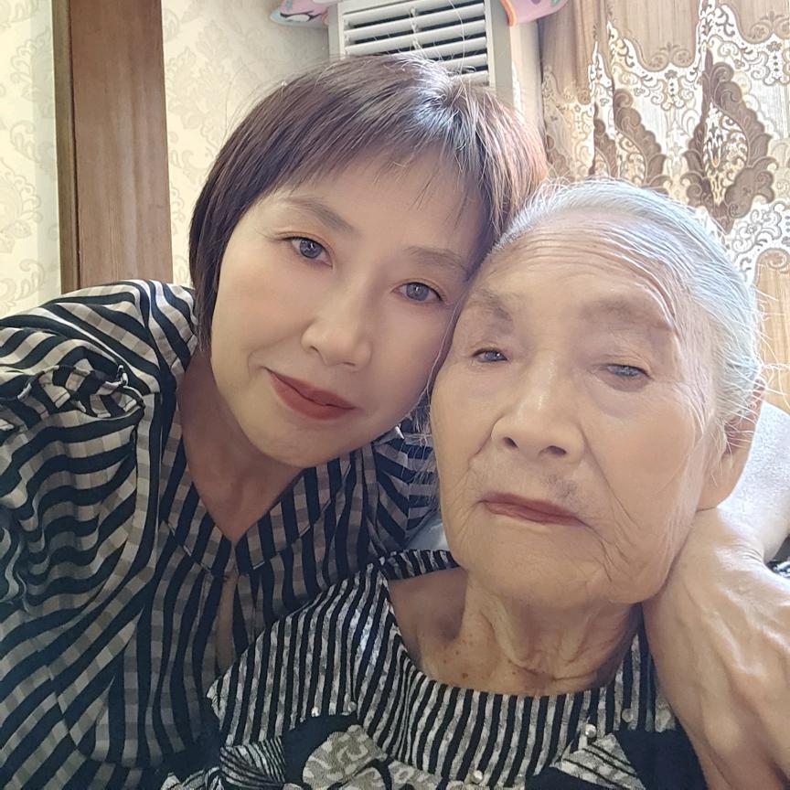 徐暖微光71、8、26