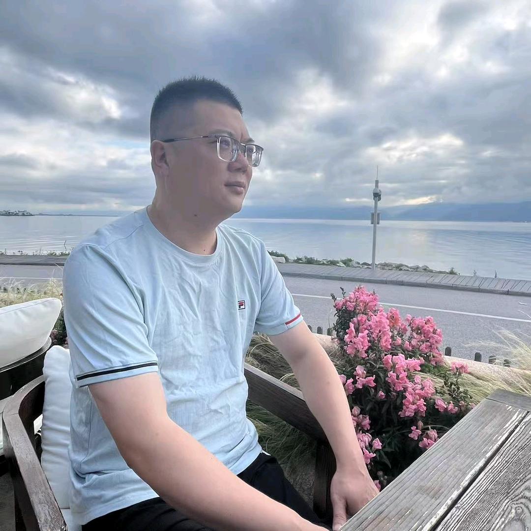 教育之乡-卷校长（对诗）