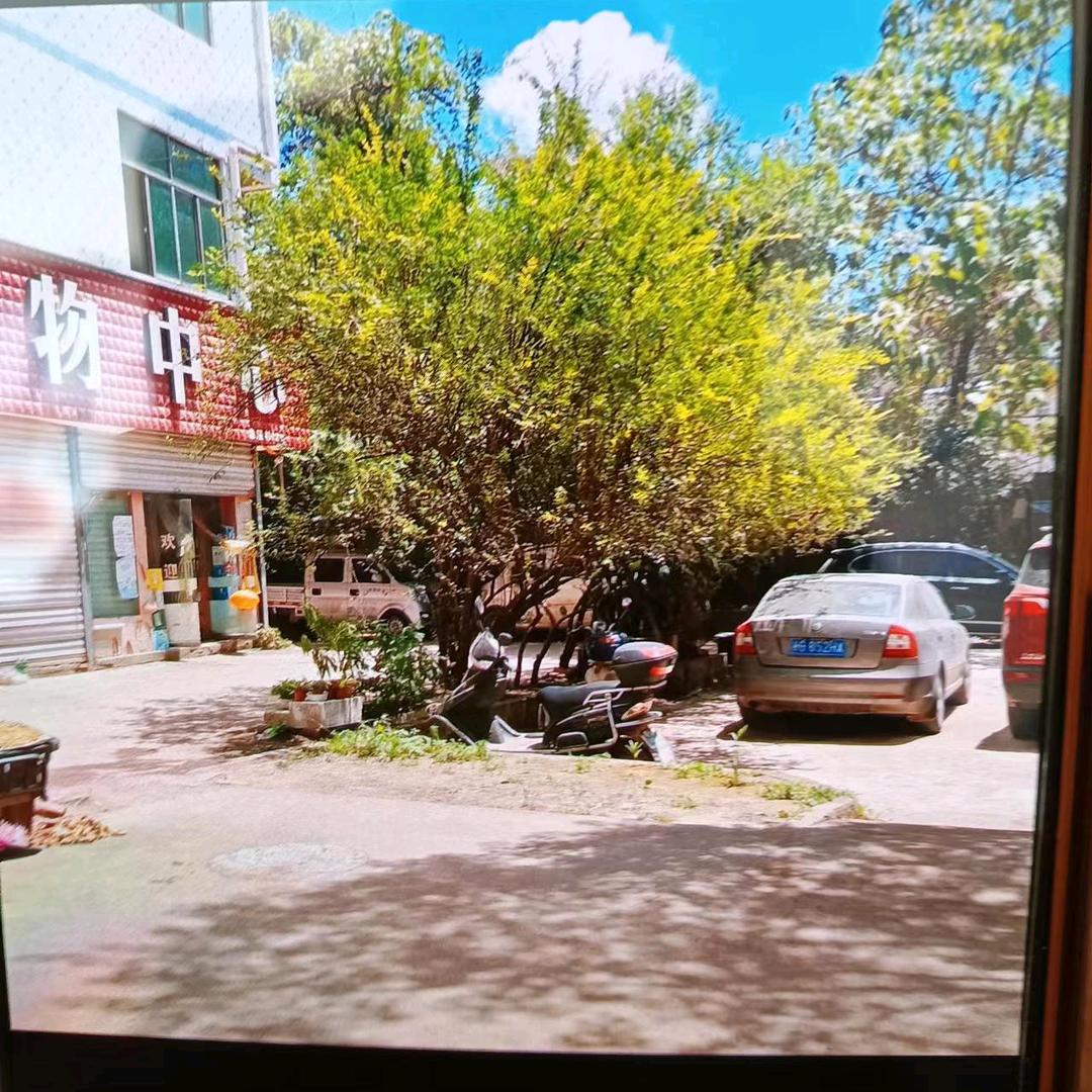 用户1870900347202