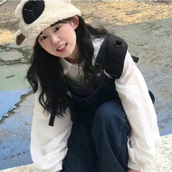 百院小孔学姐(主页新生群)