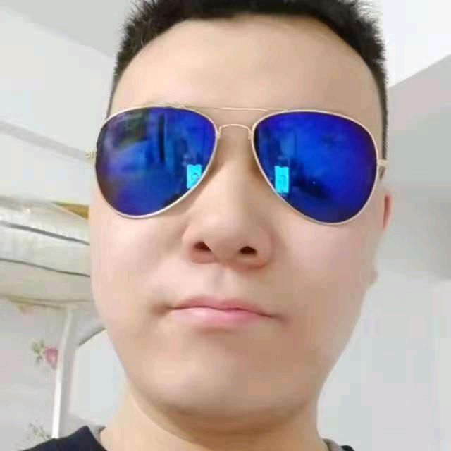 老头小林