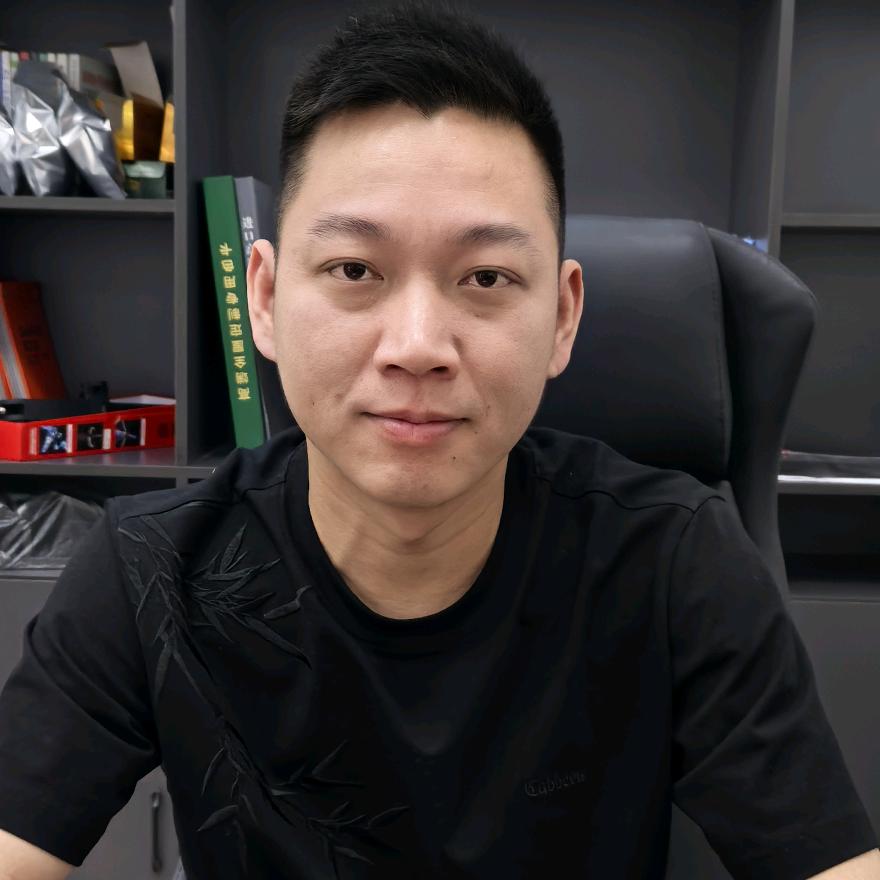 嘉曼丽煌哥