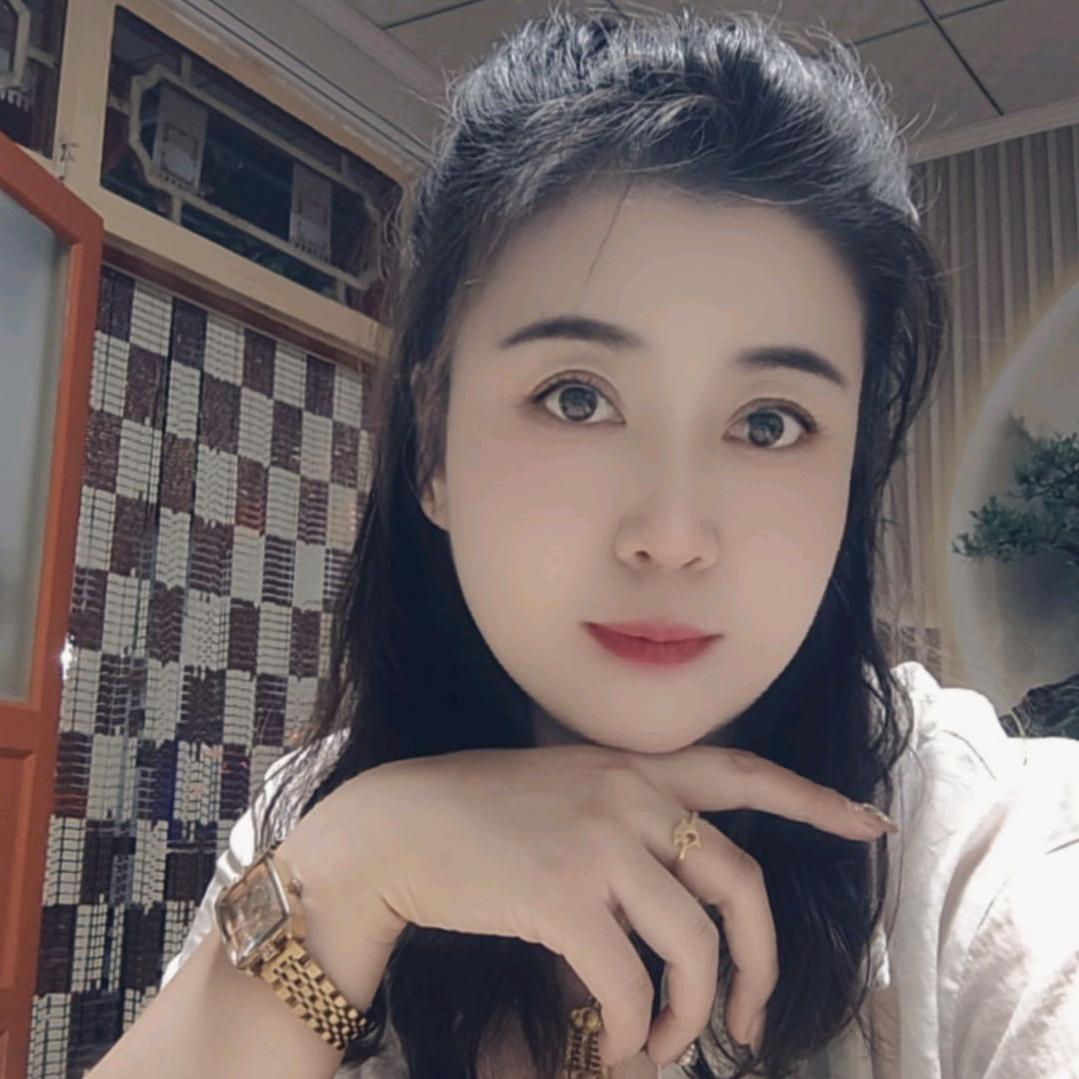 歌曼丽豪布斯卡福利官