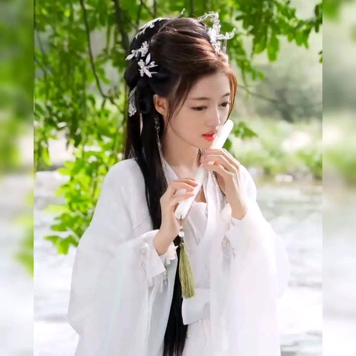 一 一