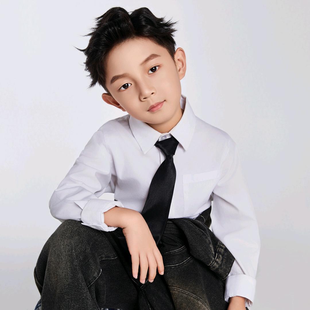 小小的小小宝