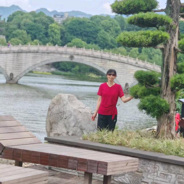 利姐姐