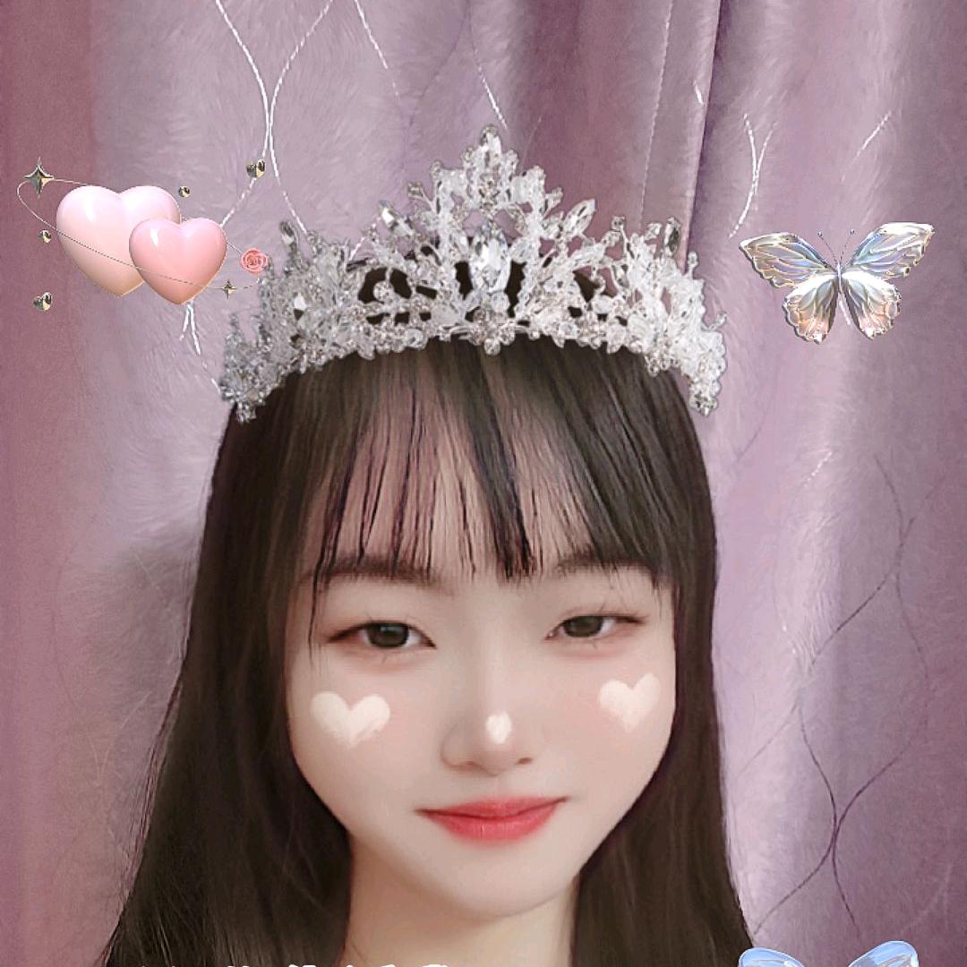 小忆.