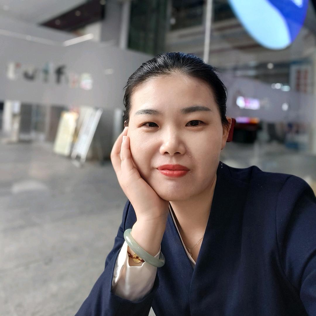 武宁珠宝搭配师 婷婷