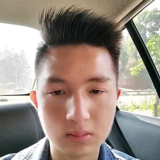 我是00后的小弟弟呀