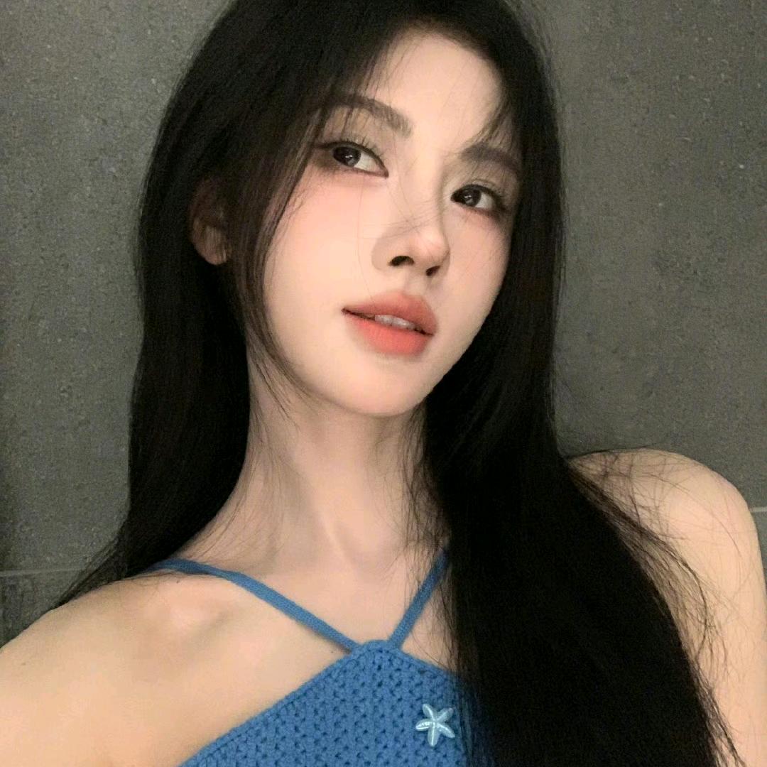 鞠柒染是大淑女