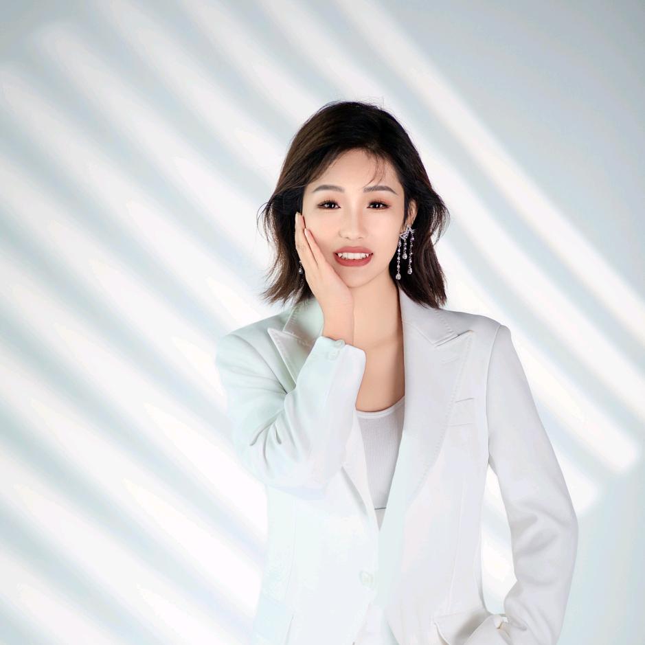 金美育欢欢园长