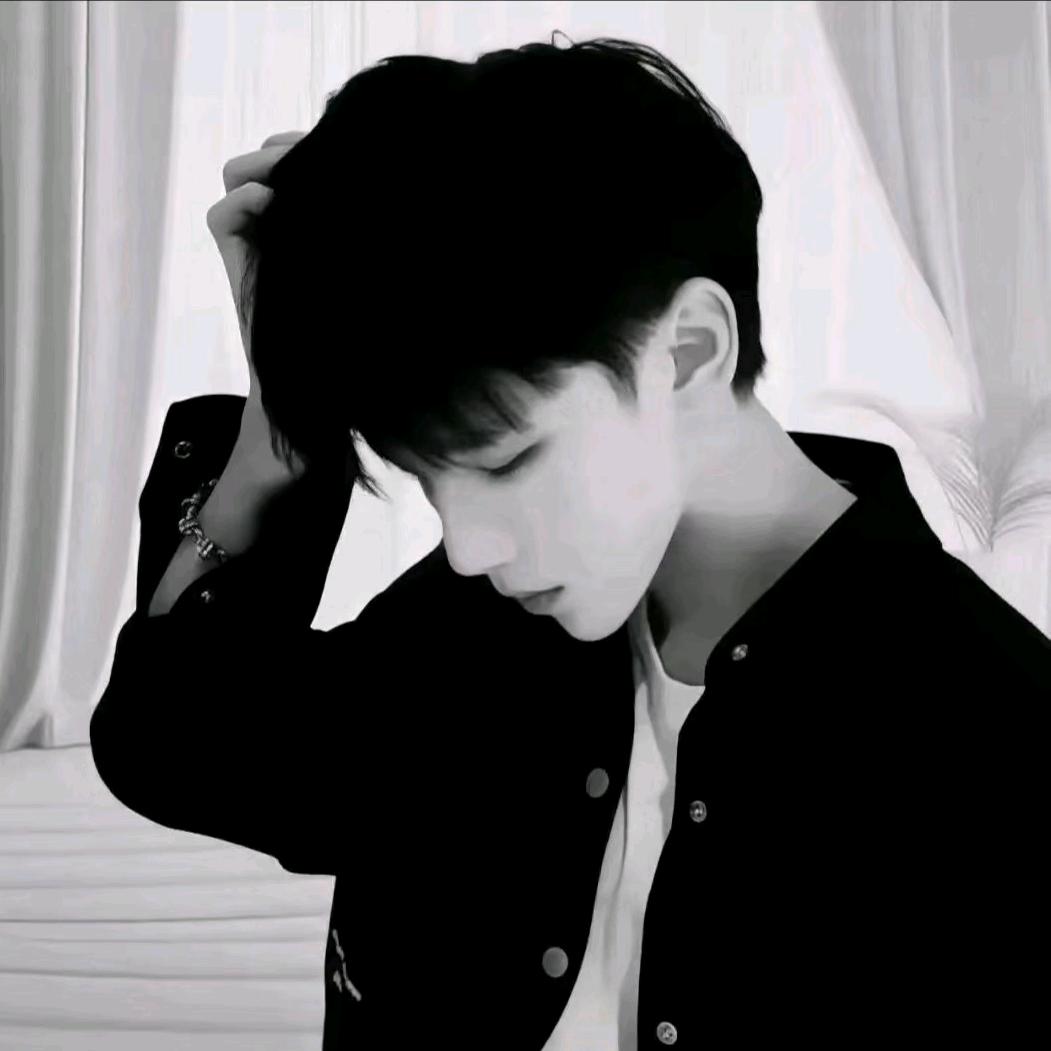 哈哈先生ღ ༠°