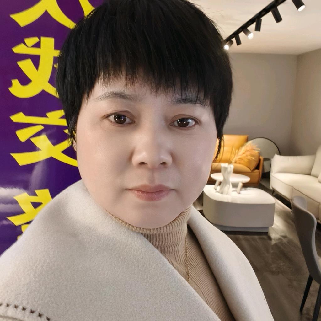 上饶豪顺家具英姐