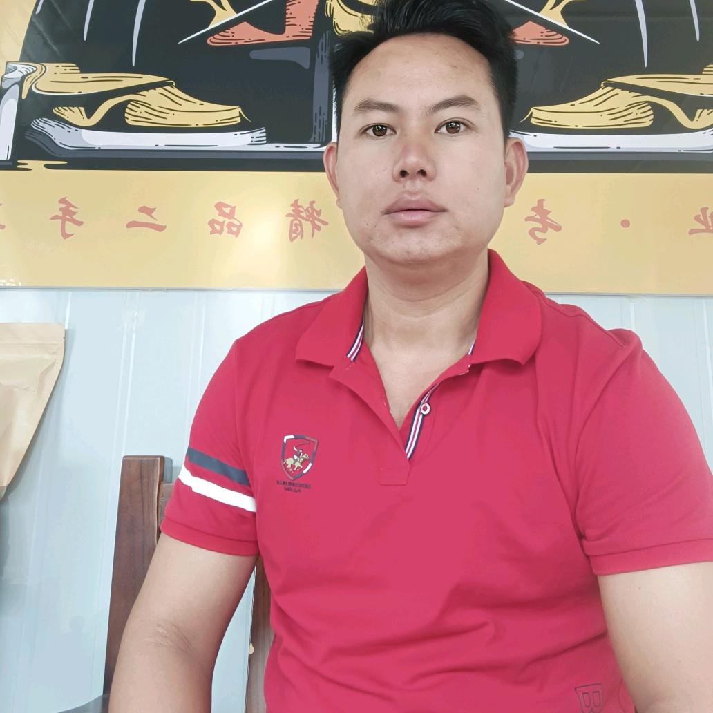 蒙自凤凰城二手车市场