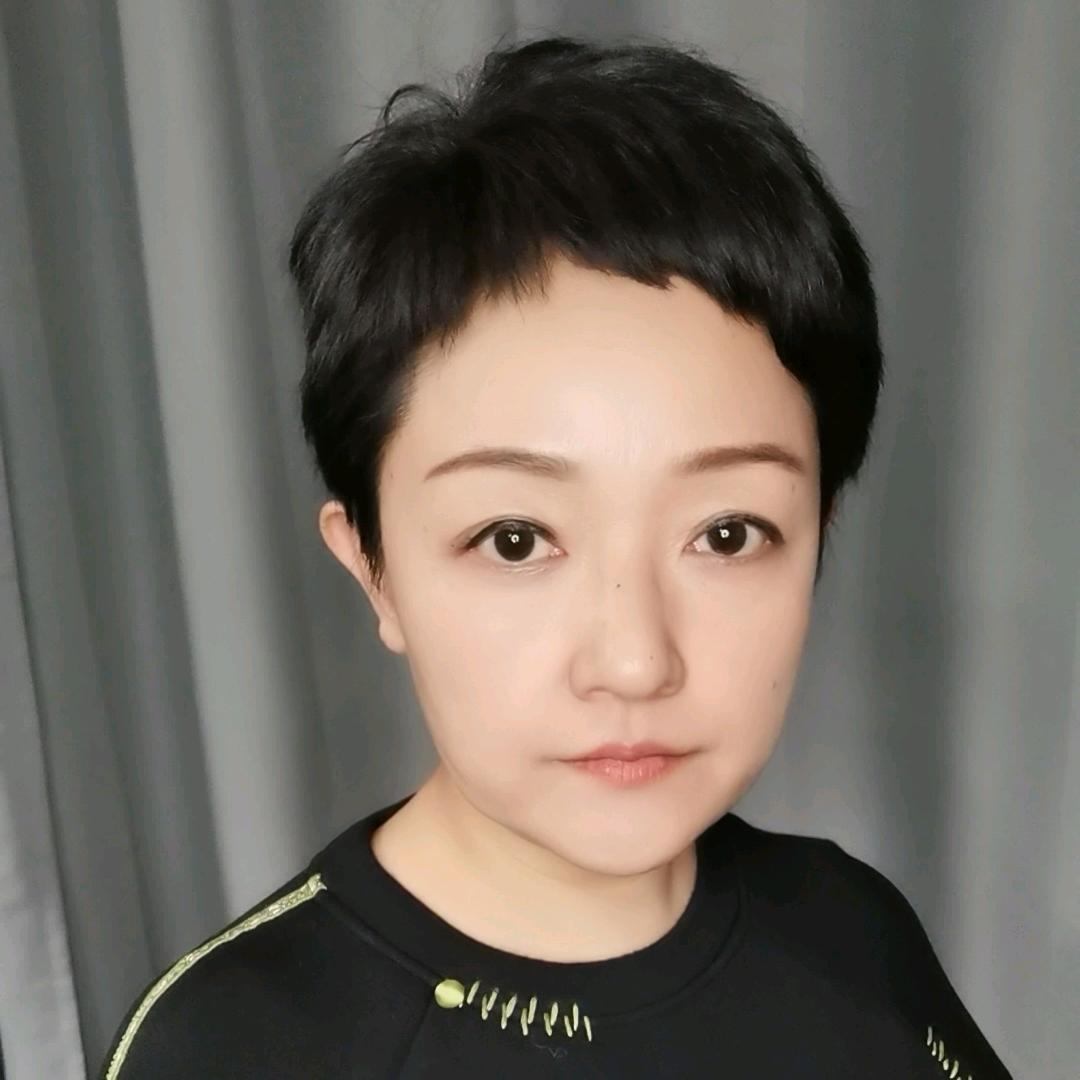 星姐~微定制轻奢女装
