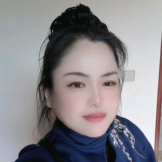 北流市塘岸镇云姐百货