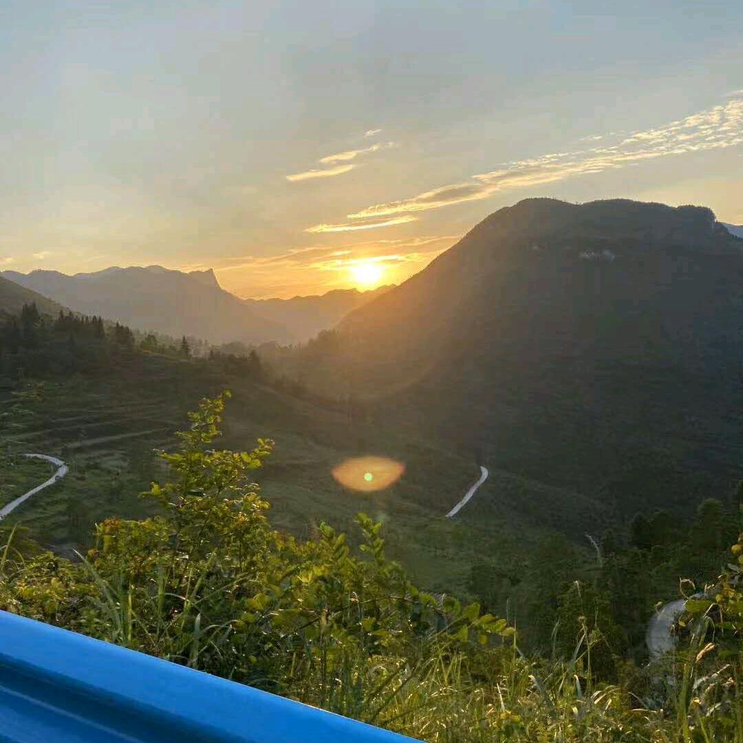 丿风尘丨灬男孓