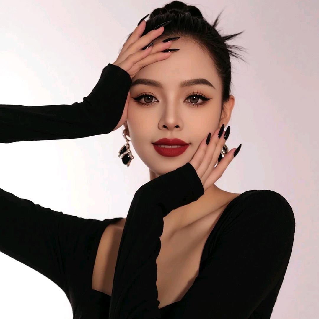 卖女孩的小火柴