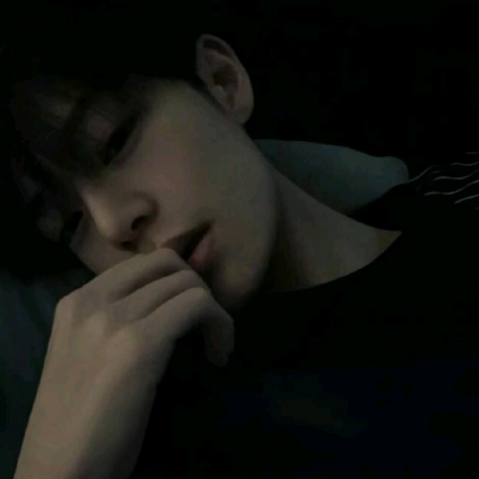 社恐且腼腆的帅哥