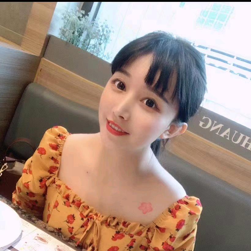 爱吃大肠的柒柒