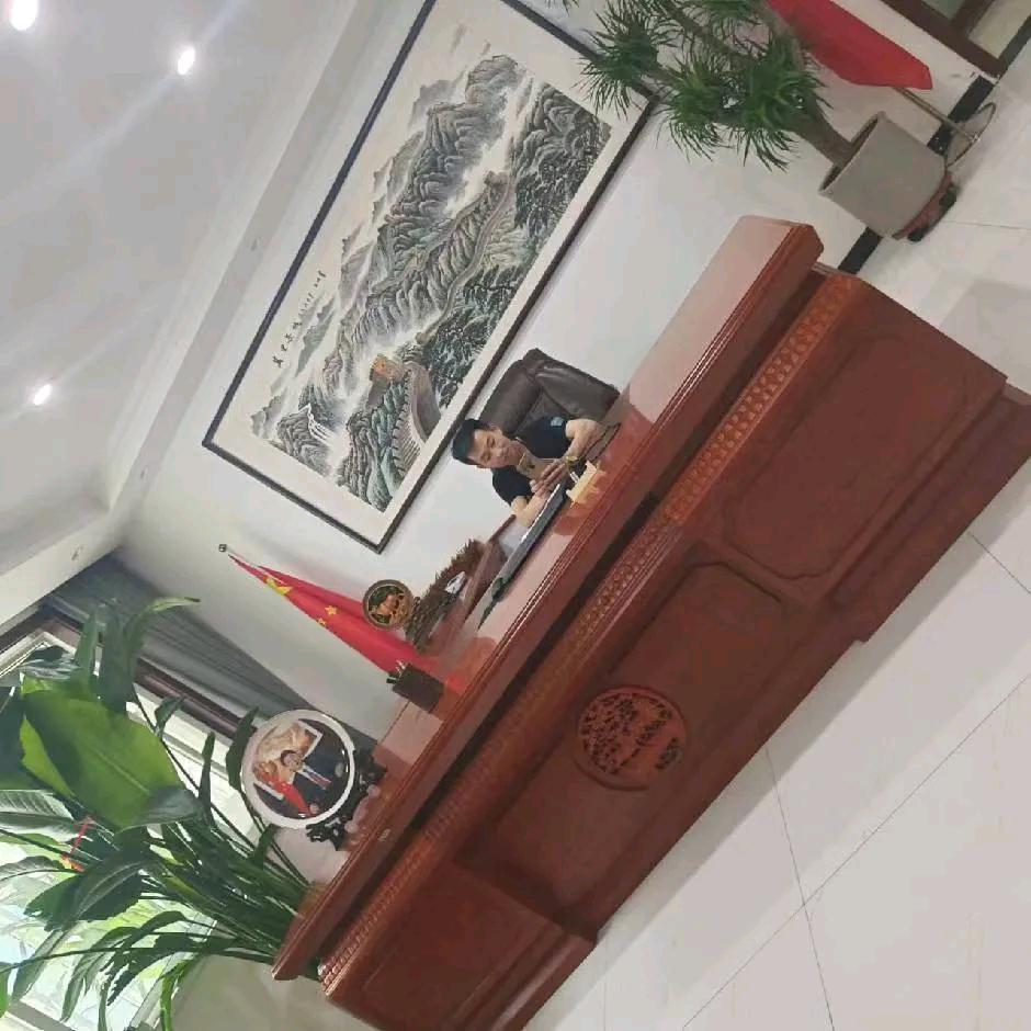 沉默男孩记录生活