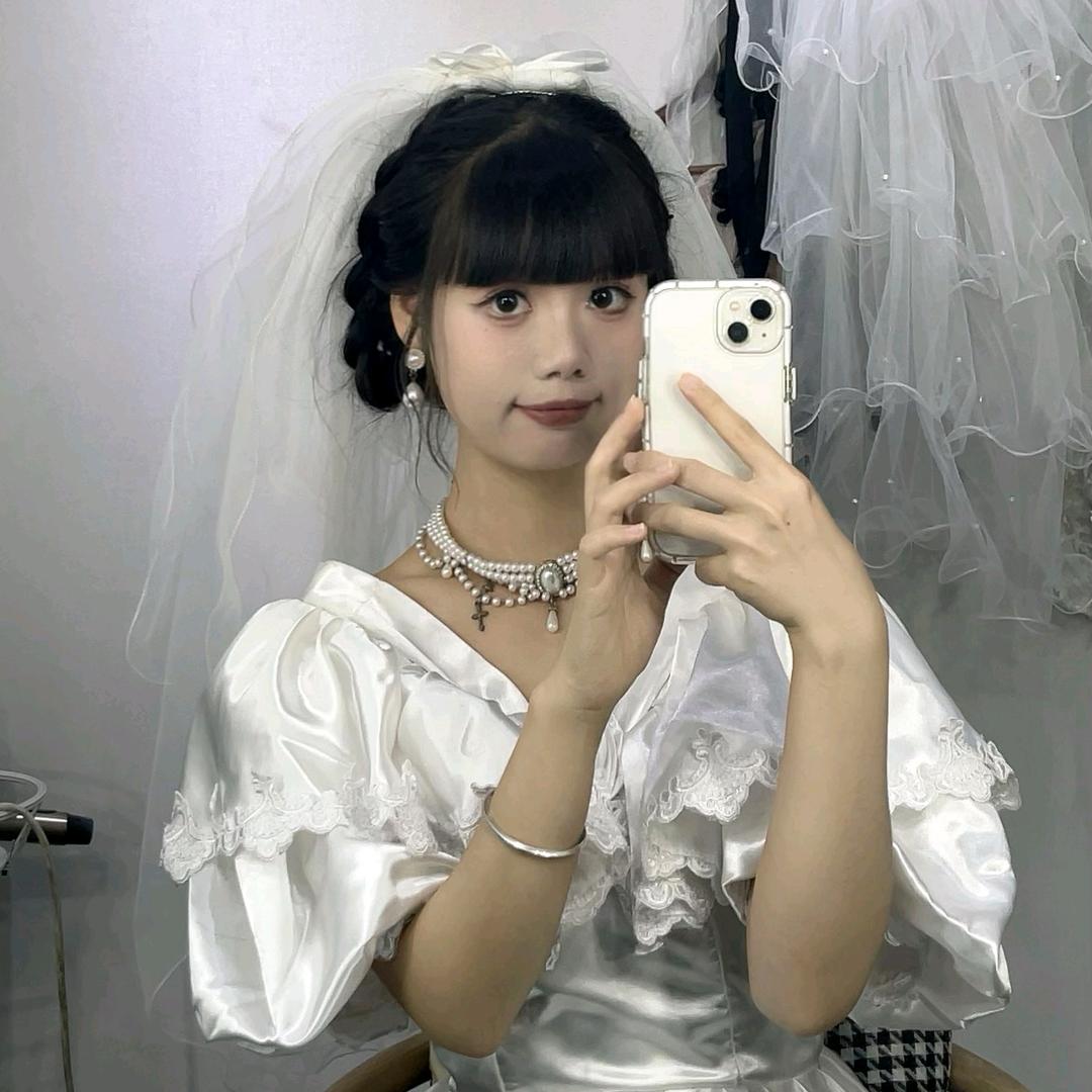 臭臭的小迷弟