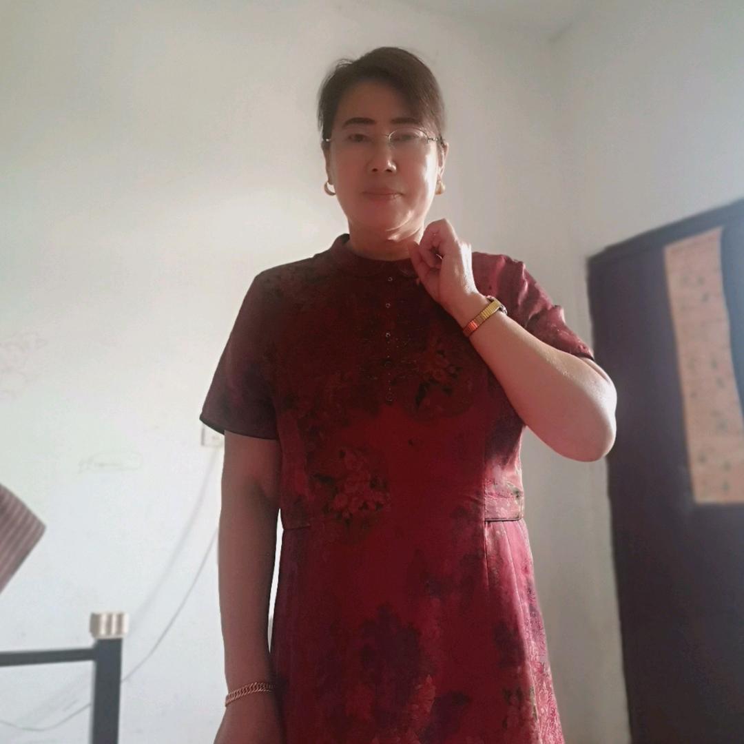 吴三姐开开心心每一天