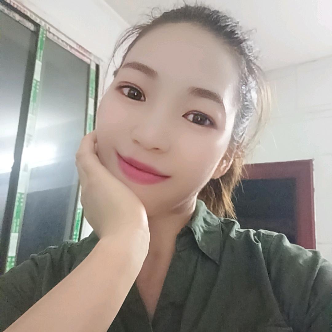莫莫