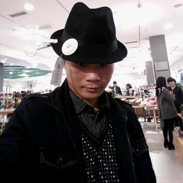 哈记$衣时尚